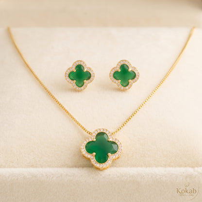 Close-up of Emerald Green Clover Pendant Necklace with Diamond Accents - Kokab Jewellers